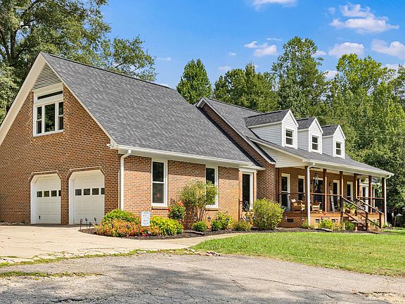 2nd image of 429 Log Shoals Rd