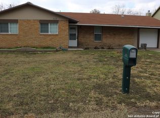 103 Sunnyside Dr, Kenedy, TX 78119