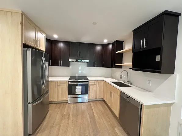 1430 19th Ave #B, San Francisco, CA 94122