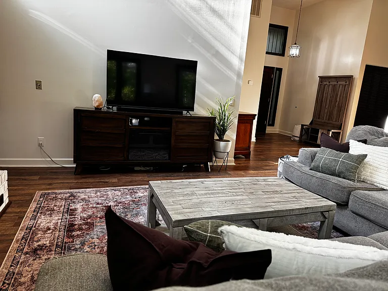 1723 Margarita Ln — Photo 20