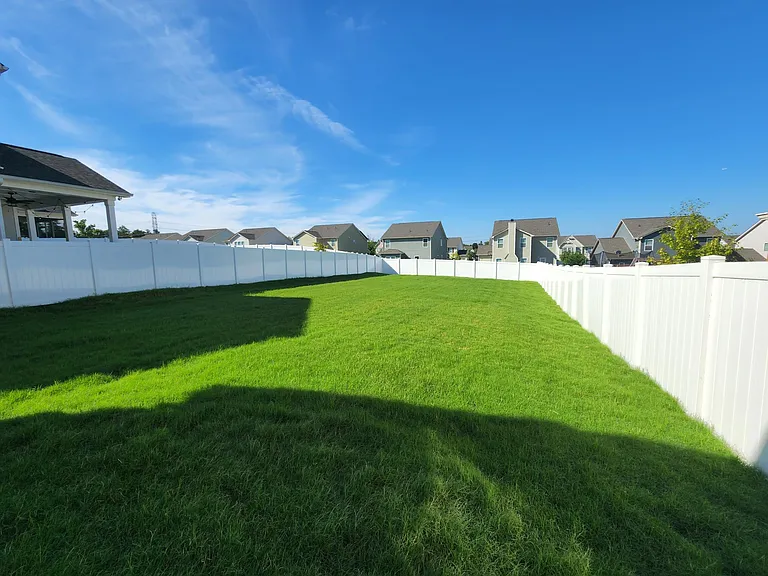 4925 Grace View Dr — Photo 22