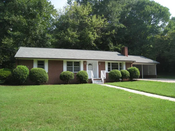 913 Shuman St, Winston Salem, NC 27101