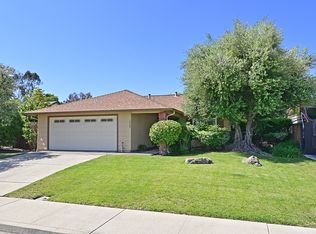 1440 Honeysuckle Rd, Livermore, CA 94551