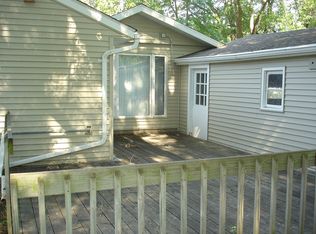 3723 G Ave NE, Cedar Rapids, IA 52402