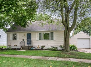 980 25th St, Marion, IA 52302