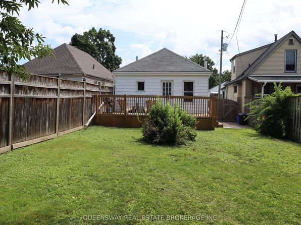 223 Tolton Ave, Hamilton, ON L8H 5P2