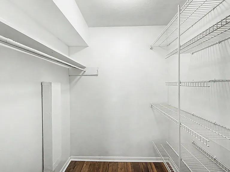 709 Ashlawn Pl — Photo 32
