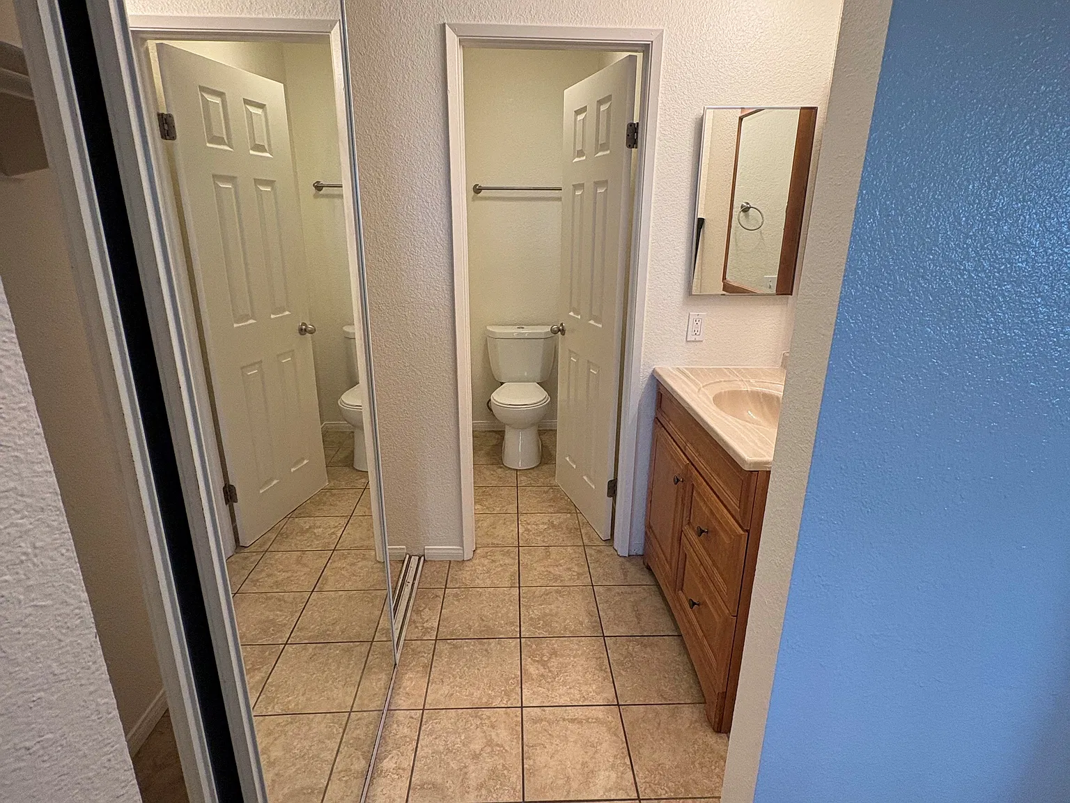 8543 Graves Ave — Photo 3