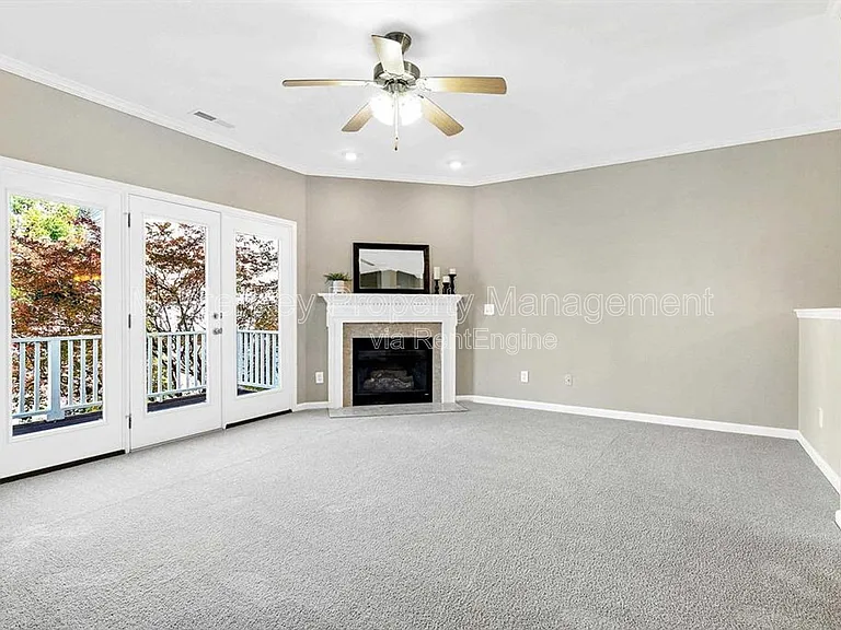 316 Kinellan Ln — Photo 9