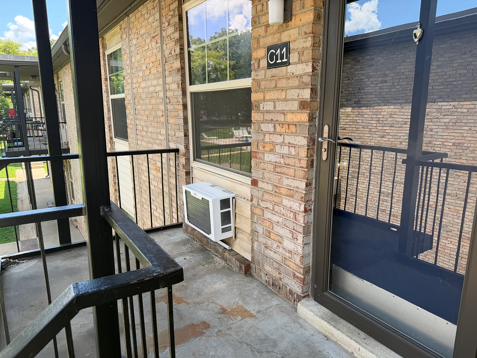 1 bed, 625 sqft, $1,200 — Photo 1