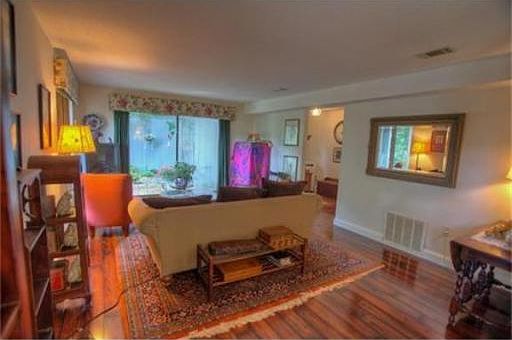 4th image of 28 Trout Farm Ln
