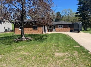 4065 Pinebrook Ln, Bettendorf, IA 52722