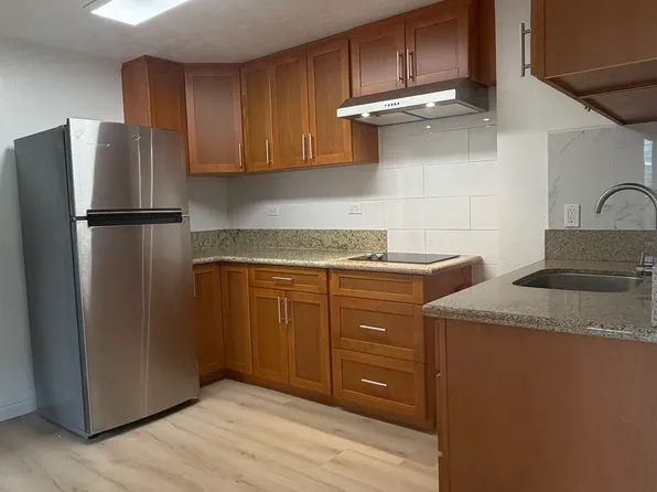 2125 Hillcrest St, Honolulu, HI 96817