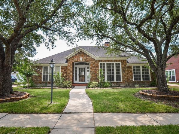 4111 Mainsail Cir