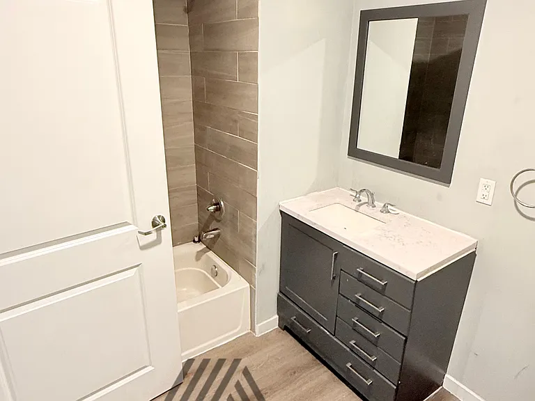 113 12th Ave #66 — Photo 8