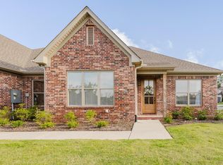 101 Edgewood Cir, Little Rock, AR 72223