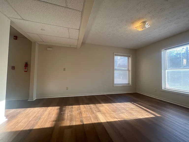 749 Garrison Ave — Photo 11