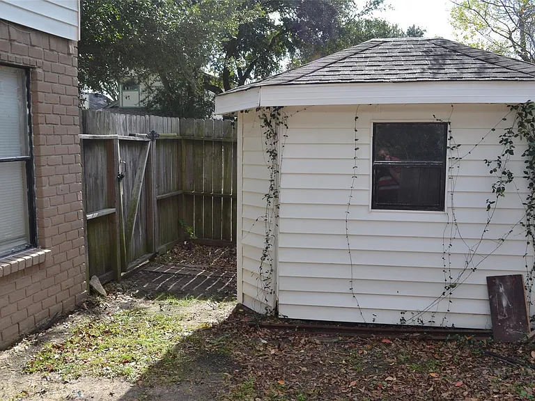 4203 Field Meadow Dr — Photo 20