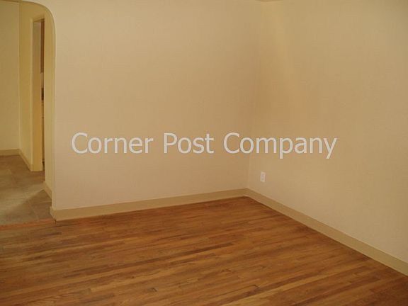 4th image of 2027 La Vega Dr SW