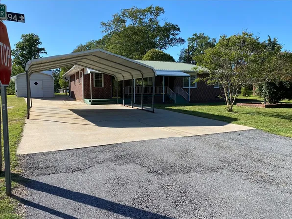 101 Jones Cir, Iva, SC 29655