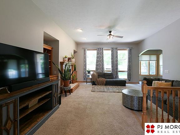 5th image of 20819 Plum St