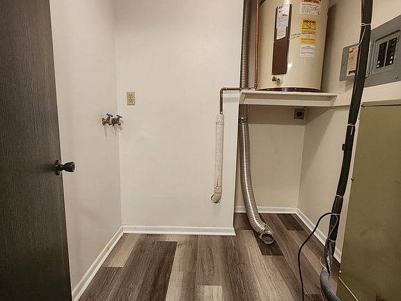5th image of 207 Frank St #9B
