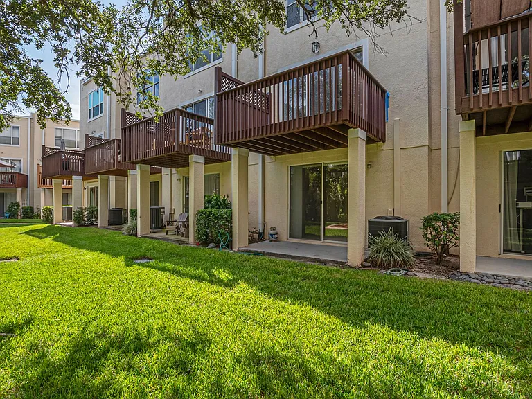 3168 Bayshore Oaks Dr — Photo 29