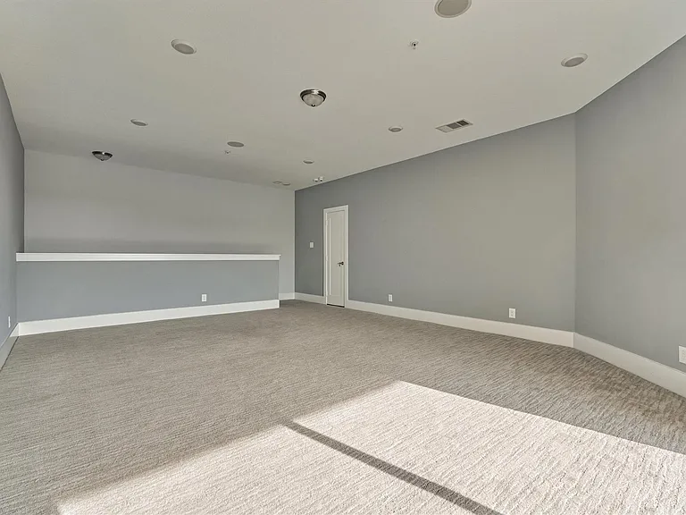 2113 Solstice Blvd — Photo 37