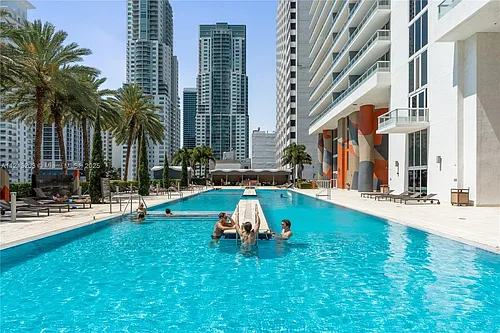 50 Biscayne Blvd #605 Photo 1