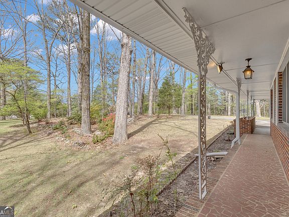 5th image of 5650 Mallory Rd