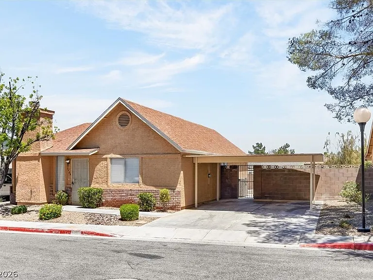 1204 Norma Joyce Ln — Photo 3