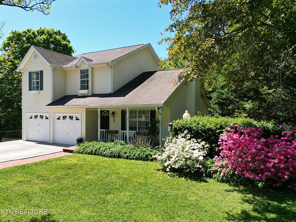 1st image of 2202 Orchard Meade Ln