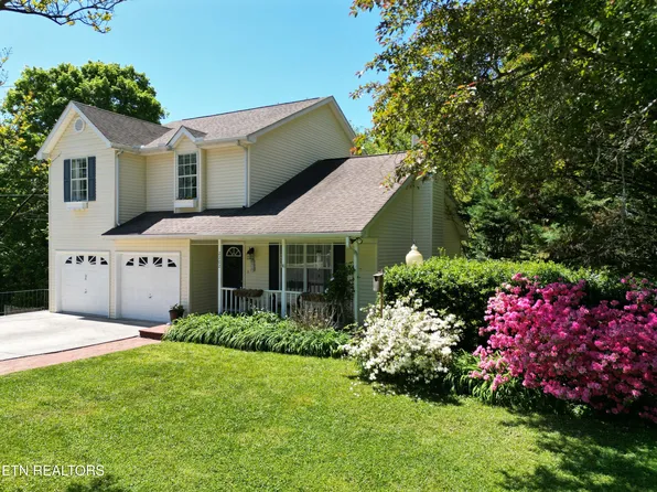 2202 Orchard Meade Ln, Knoxville, TN 37923