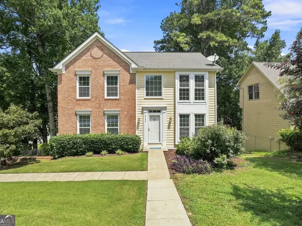 2195 Whitehall Dr NE, Marietta, GA 30066