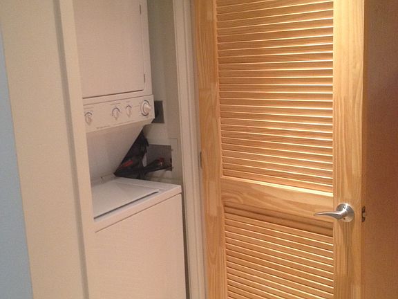 5th image of 989 20th St Unit 366