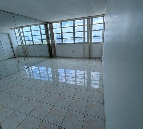 3rd image of 2841 NE 163rd Street #901