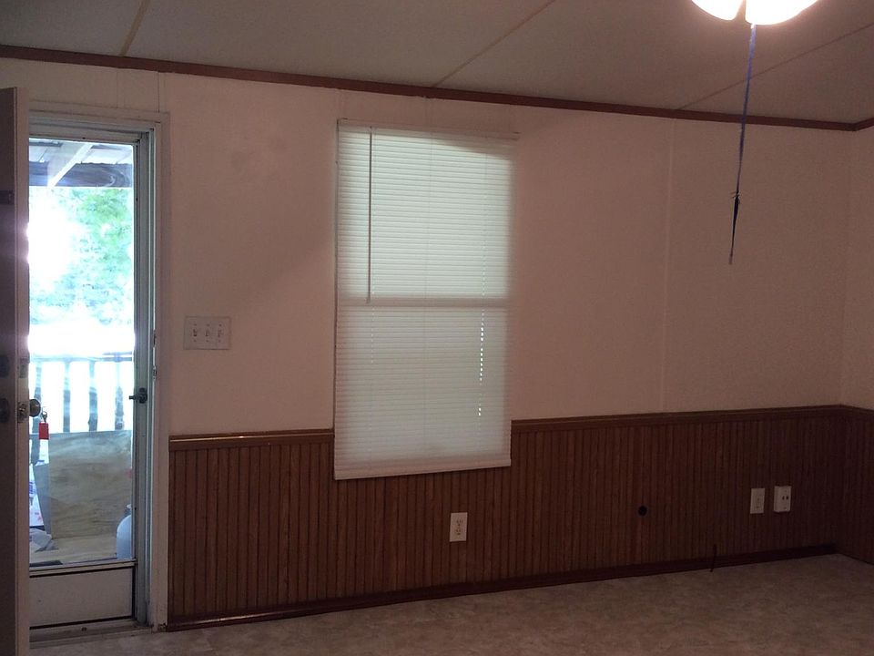 1st image of 28035 Greenbriar Dr