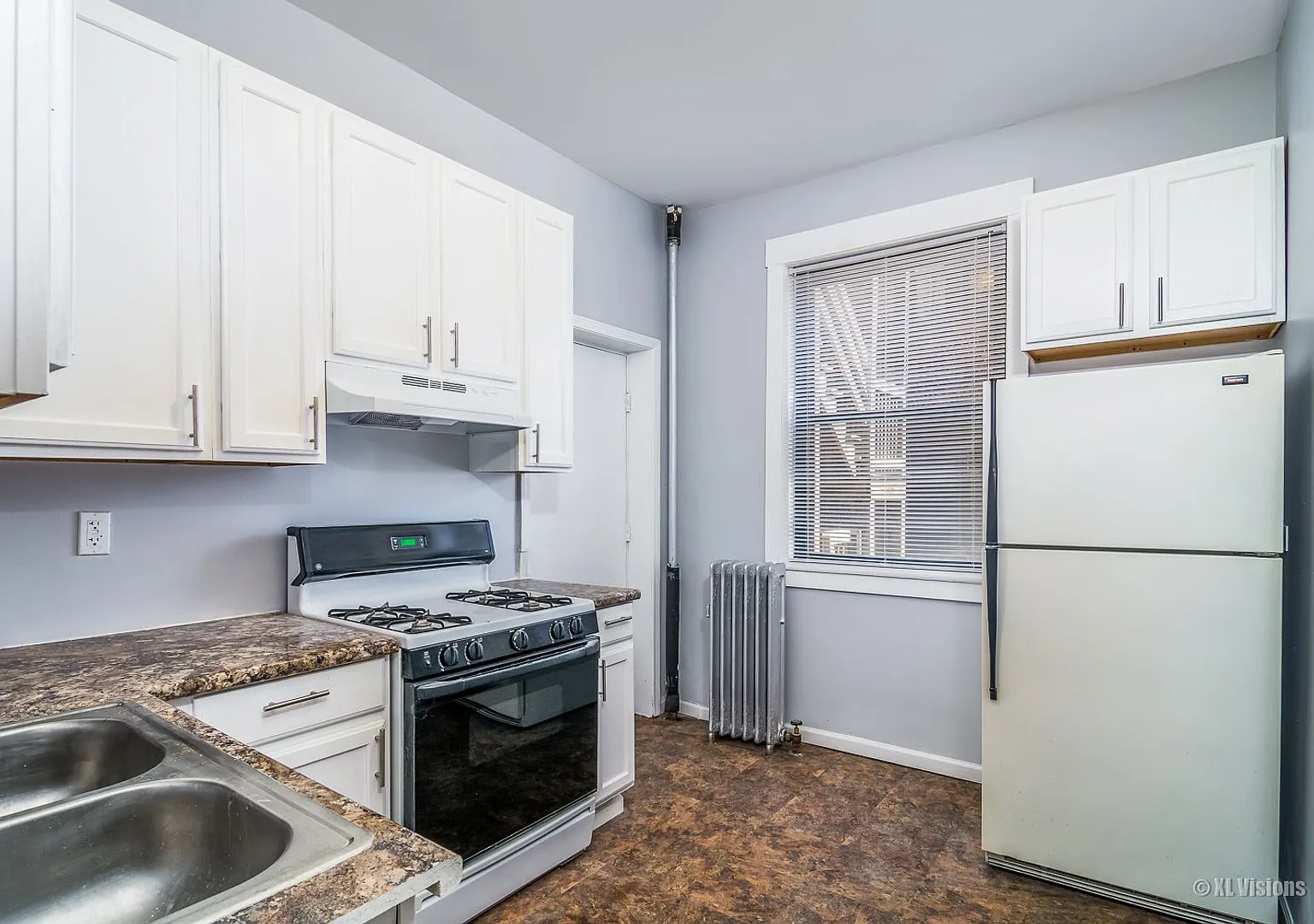 2 bed, $1,600 — Photo 3