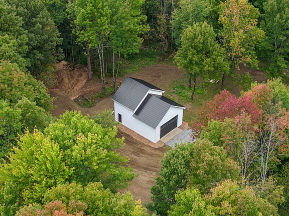 2nd image of 100 Page Hill Road
