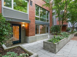 530 Broadway Ave E #120, Seattle, WA 98102