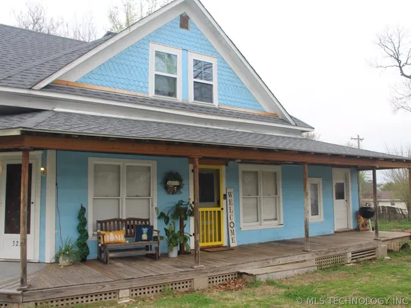 321 E 5th Ave, Bristow, OK 74010