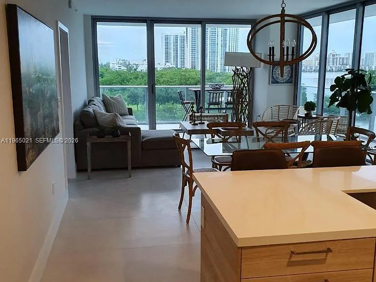 16385 Biscayne Blvd #507 — Photo 4