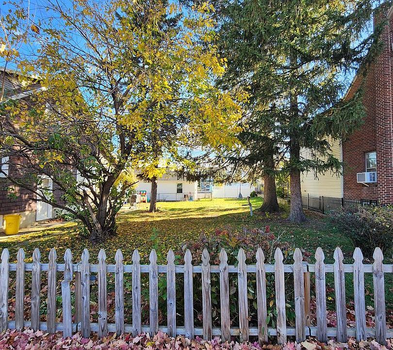 1st image of 625 Girard Ave #S