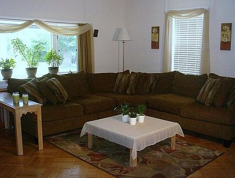 3rd image of 617 Jefferson Ave