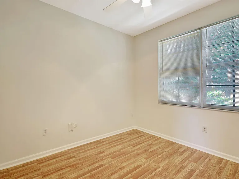 4812 S Central Blvd #24 — Photo 13