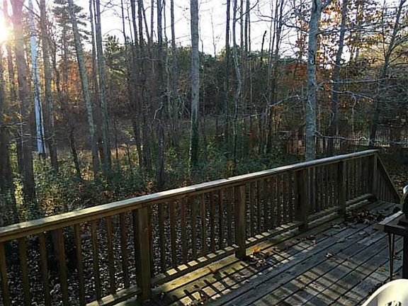 3rd image of 4079 Lakeland Hills Dr