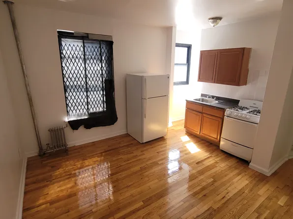 (undisclosed Address), Bronx, NY 10455