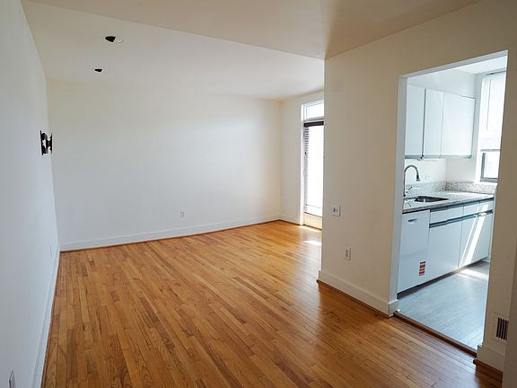 3rd image of 1842 California St NW APT 17B