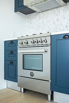 4th image of 475 Clermont Ave #831