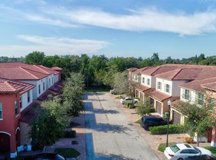 121 Hemingway Ct, Palm Springs, FL 33461